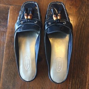 Talbots navy shoes
